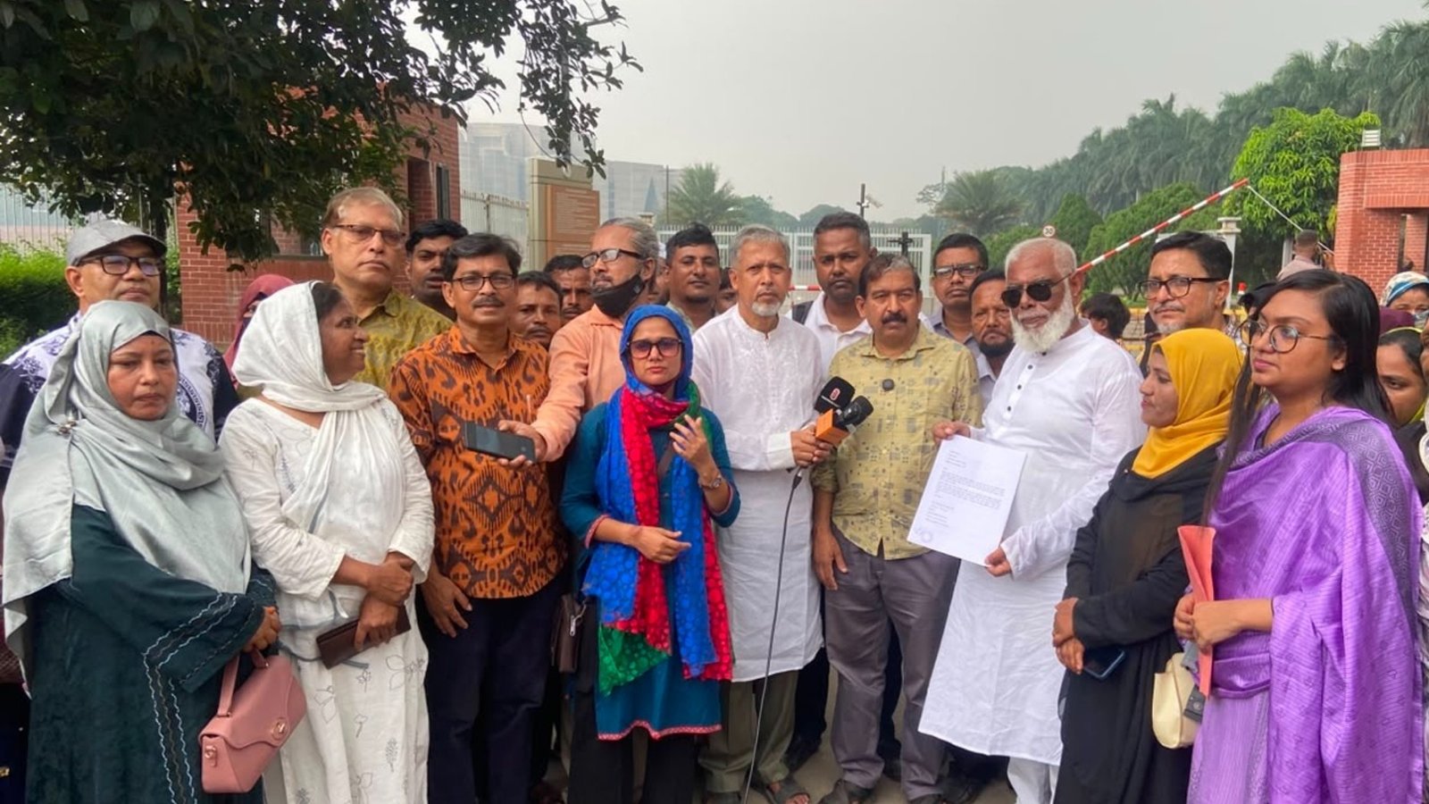 দুর্নীতি ও অর্থপাচার রোধে বিশেষ আইন চায় ৩ সংগঠন, স্পিকারের দপ্তরে খসড়া জমা